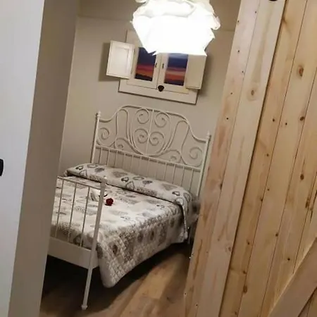 La Casetta فندق مبيت وإفطار 3*